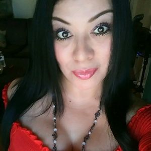 Meet your Posher, Veronica